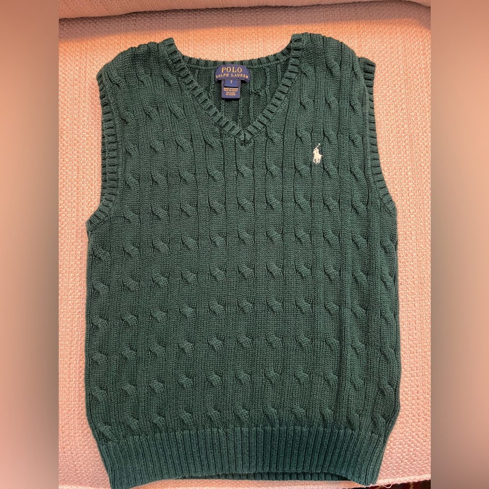 Boys size 7 sweater vest